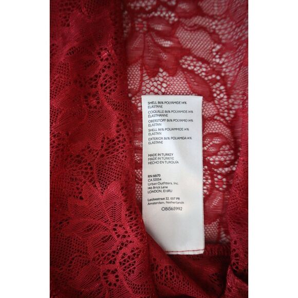 Anthropologie OB1565992 Women's Sz M Red Lace Layering Mock Neck L/S Top - Picture 4 of 7